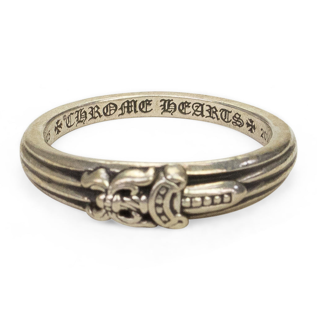 SILVER BABY DAGGER RING