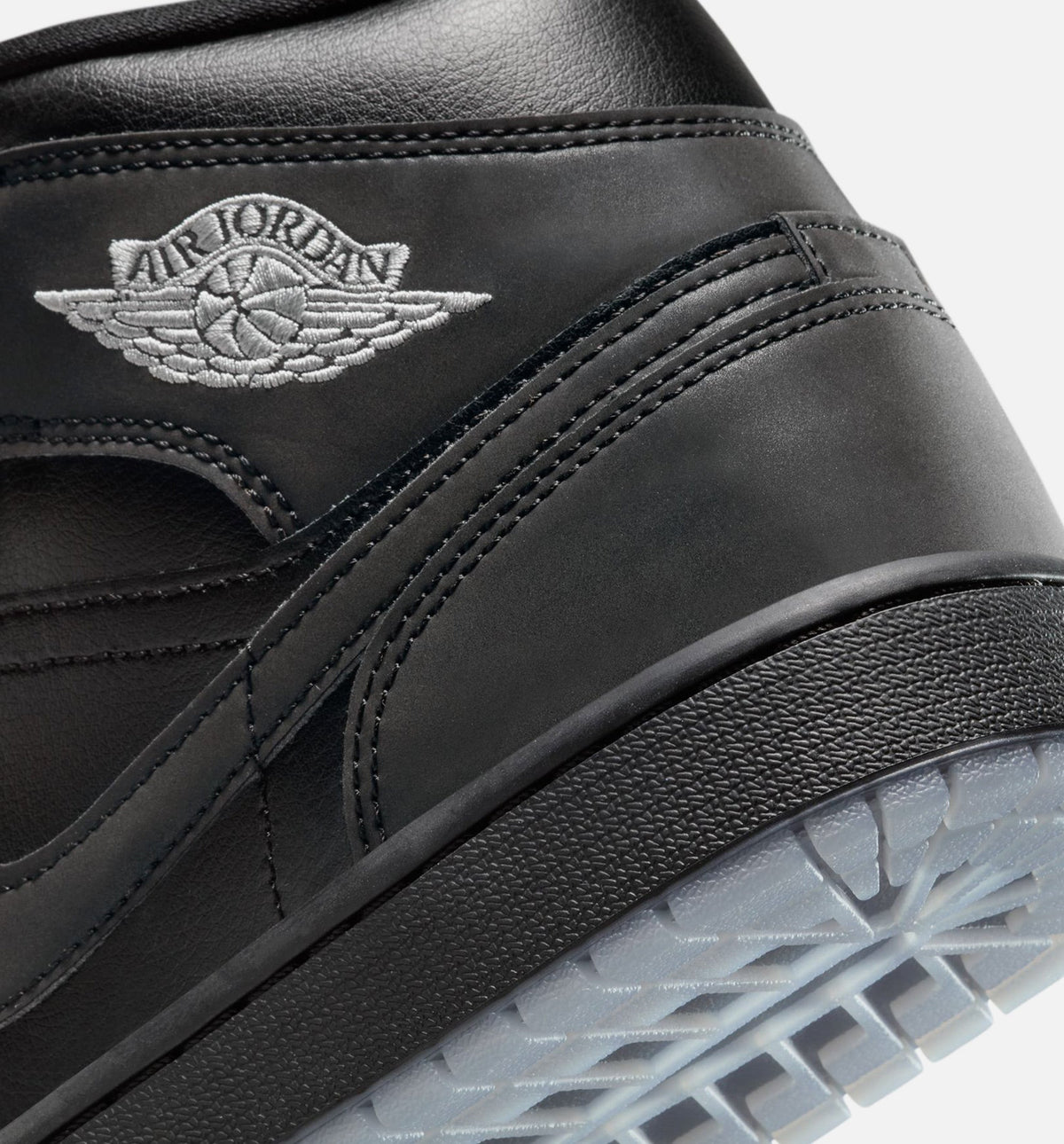 Air Jordan 1 Mid SE Men's Lifestyle Shoes - Black / Grey