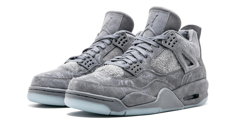Air Jordan 4 Retro KAWS