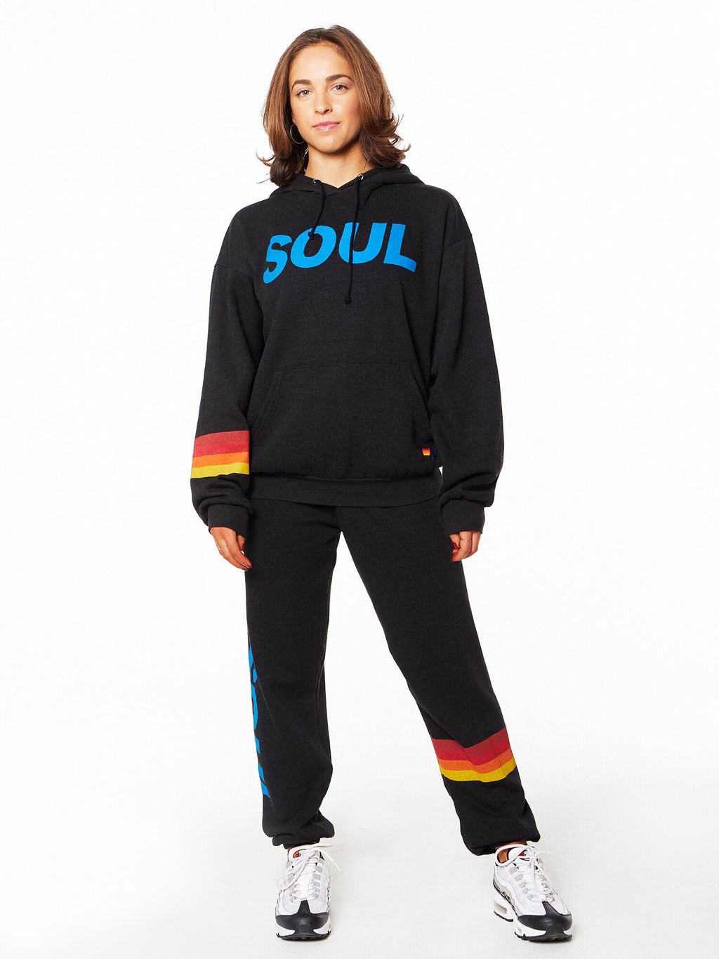RELAXED BLACK HOODIE