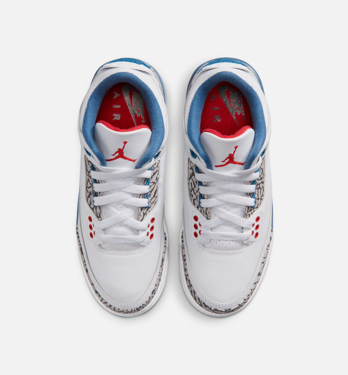 Air Jordan 3 Retro OG True Blue Grade School Lifestyle Shoe - White/Fire Red/True Blue