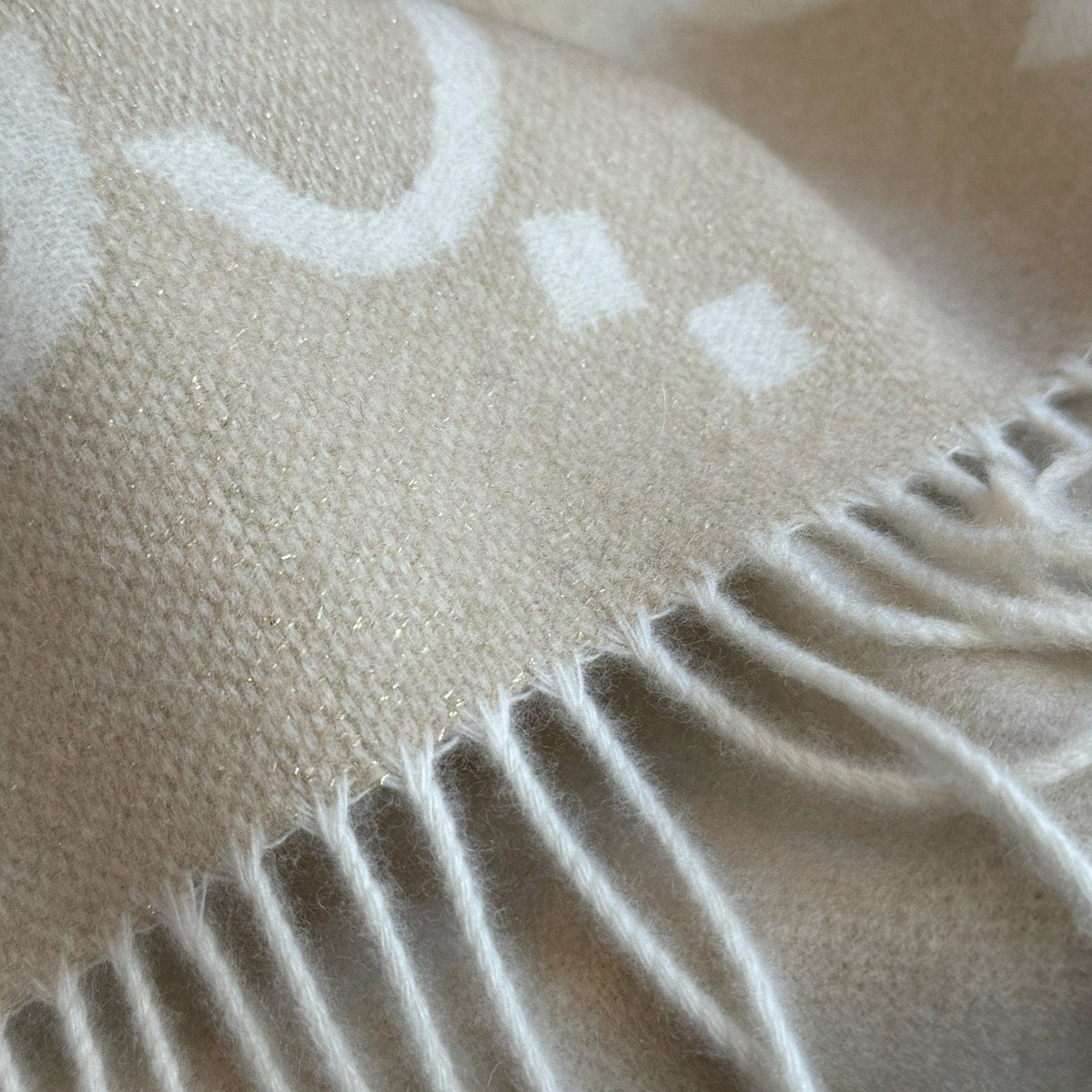 Gucci Beige Cream GG Fringe Scarf