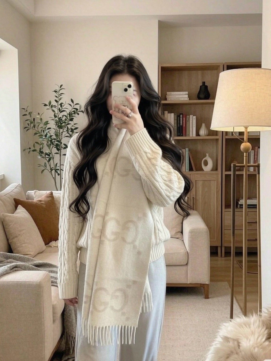 Gucci Beige Cream GG Fringe Scarf