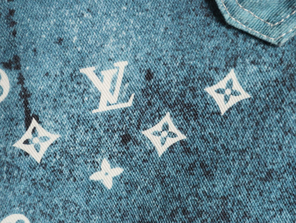 Louis Vuitton Galaxy-Style Monogram Gradient Denim Shirt Jacket - Blue and Cream